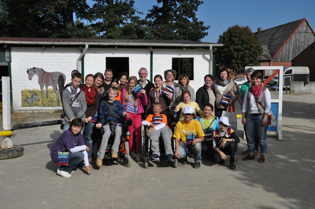 NaschaDeti_Reiterhof_Schwenken_092014